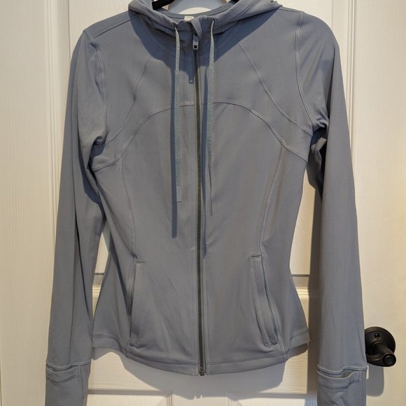 Hooded Define Jacket Nulu - Lululemon (size 8 in Water Drop) - Picture 5 of 8